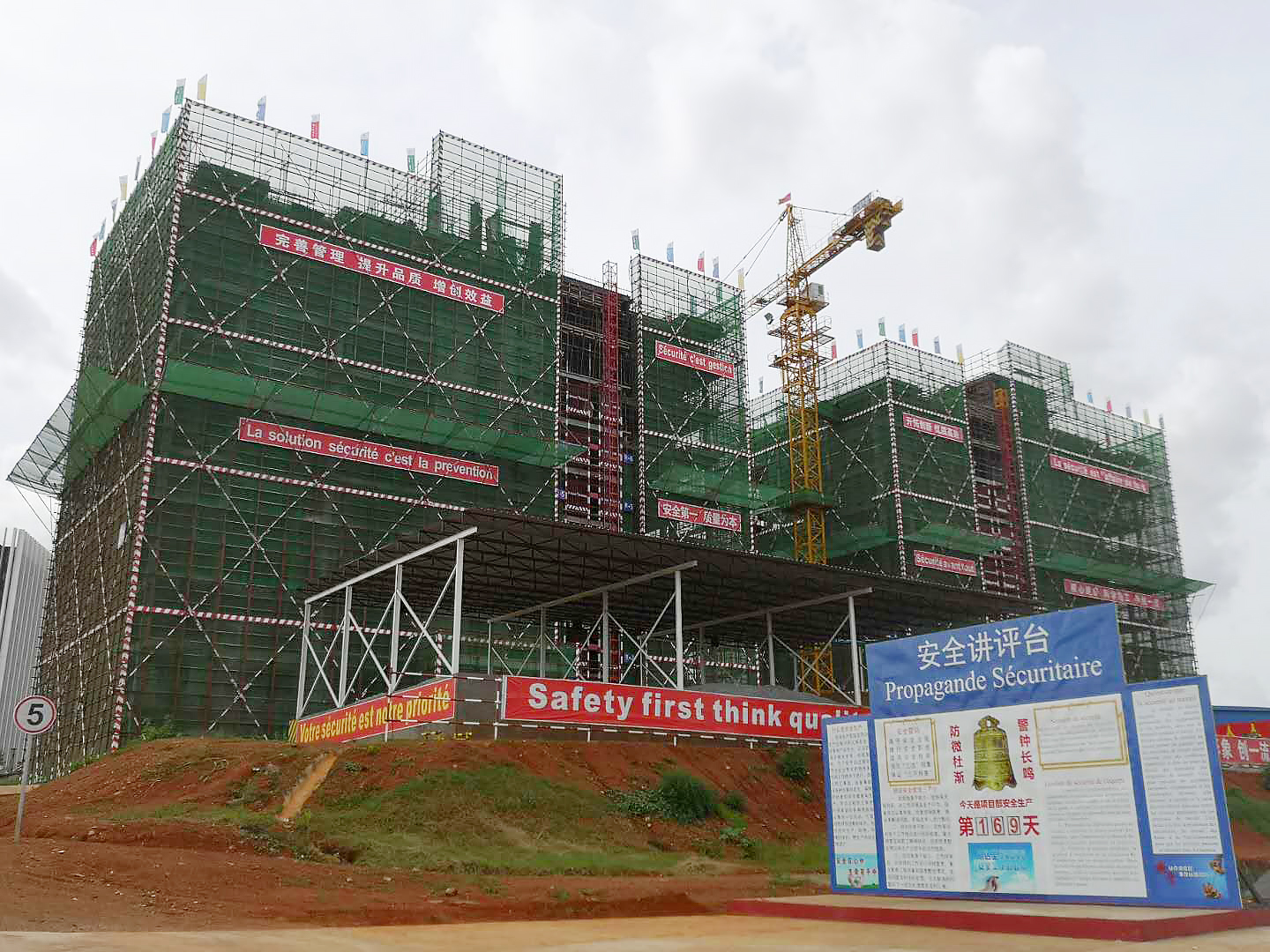 1558600343987444.jpg 1558600343987444.jpg