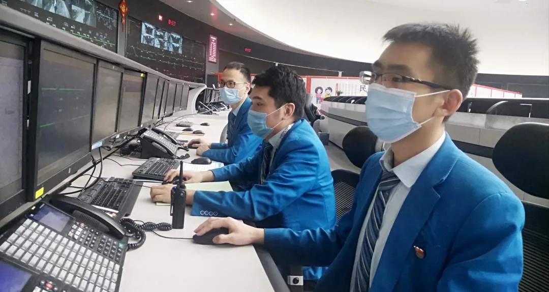 人民日报：开学季，天津地铁3号线暖心服务，保证师生无忧出行                                                                                                                                                                          